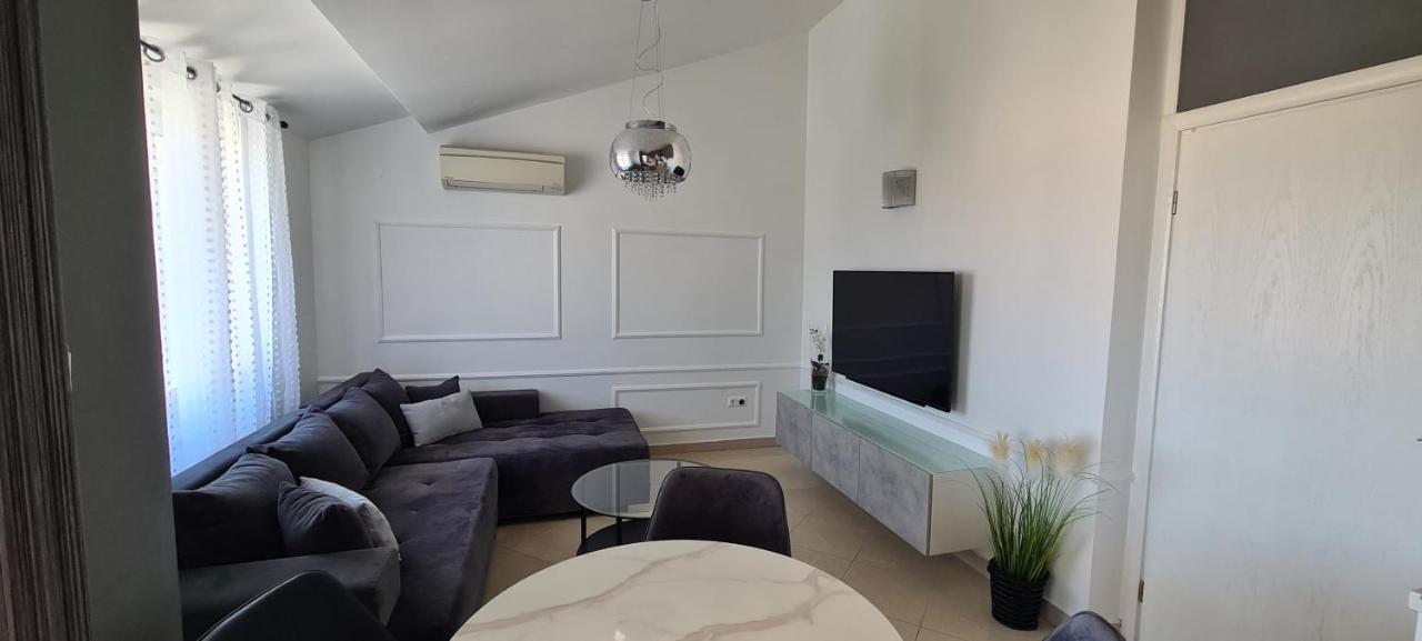 Apartman Moris Malinska Exterior foto